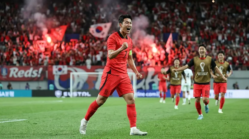South Korea secured a dramatic 2-1 comeback victory over Czechia in their opening match.