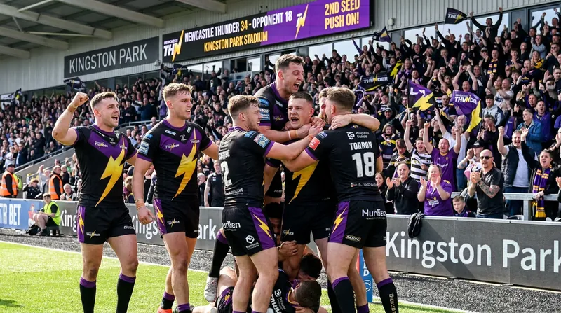 Newcastle Thunder are locked in a fierce battle with Barrow Raiders for the crucial second playoff seed.