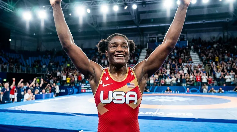 Amit Elor returns to the 72 kg division, instantly reshaping the women's freestyle championship picture.