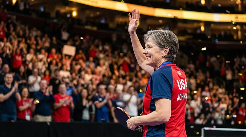 Ni acknowledges the crowd in London, her sights now firmly set on the 2028 Los Angeles Olympics.