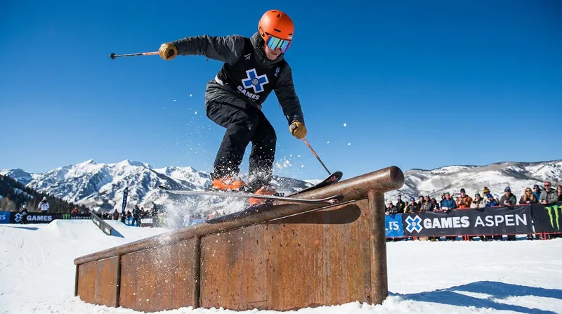 Creative rail execution and technical jump lines are separating the top contenders in the men's slopestyle standings.