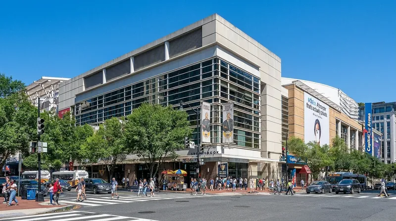The Washington Wizards' front office capitalized on their salary cap space to bring a franchise center to the nation's capital.