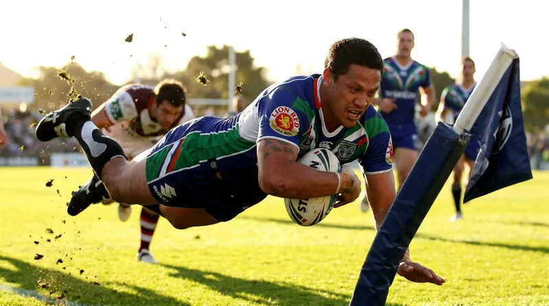 Alofi'ana Khan-Pereira brings a phenomenal strike rate back to the Warriors' backline, having scored nine tries in eight appearances.