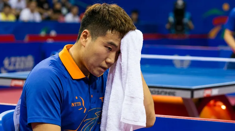 China's Liang Jingkun has opted to step back from summer competition to rehabilitate a recurring injury.