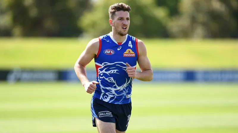 Western Bulldogs captain Marcus Bontempelli has overcome a hamstring complaint and is set to lead his team this weekend.