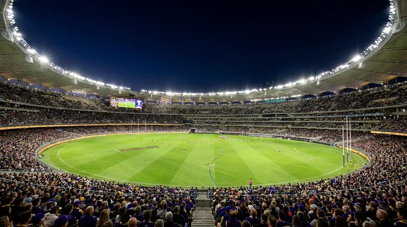 Optus Stadium is set to host a decisive 1 vs 2 blockbuster that could determine the Minor Premiership.