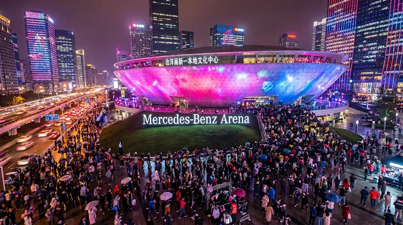 Shanghai's Mercedes-Benz Arena will host the high-stakes title eliminator.