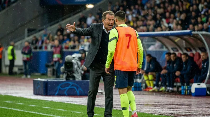 Modern managers use substitutions not just to replace tired legs, but to fundamentally alter their tactical shape.