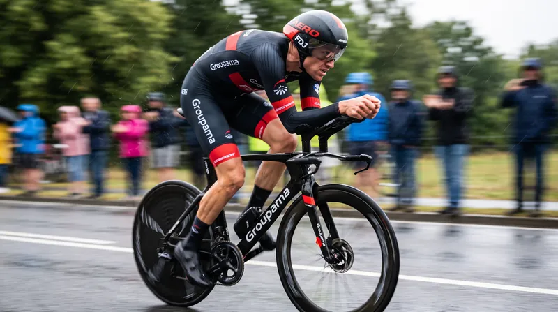 Stefan Küng powers his way to a stage victory in the final time trial in Wieliczka.