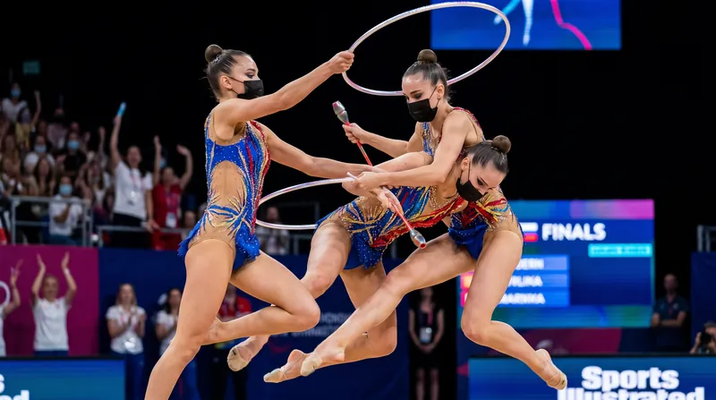The 2026-2028 cycle introduced the highly complex 3 Hoops and 2 Pairs of Clubs routine.