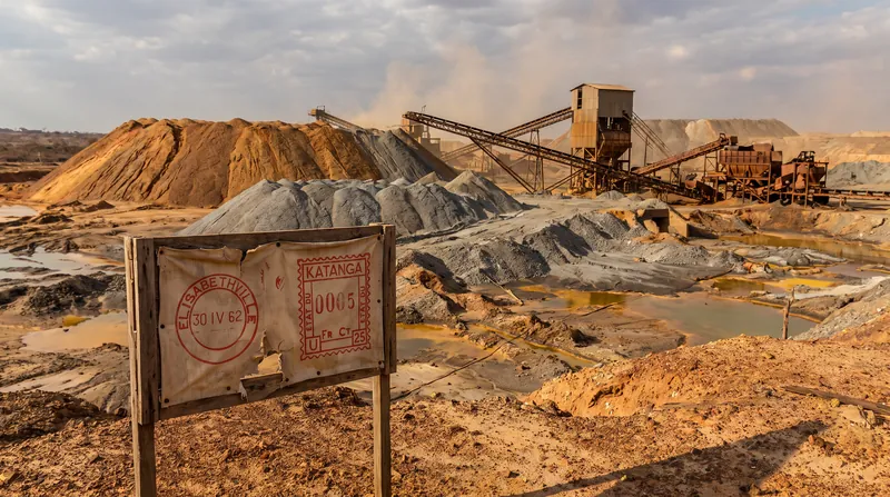 Researchers estimate that up to 4,000 metric tons of uranium may have been discarded in easily mobilized mine tailings, raising environmental concerns.