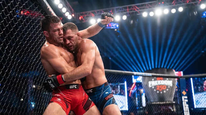Ian Machado Garry successfully defended multiple takedown attempts in the middle rounds.