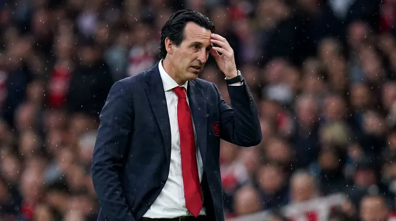 Manager Unai Emery refused to defend Watkins following the 4-0 defeat to Brighton.