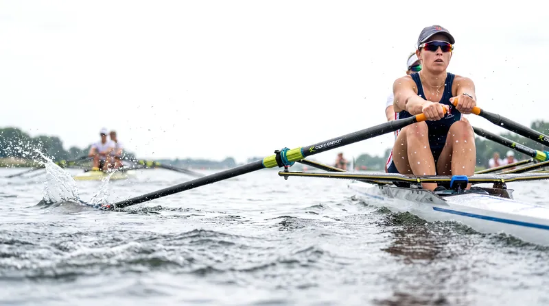 Great Britain's Lauren Henry unleashed a devastating mid-race surge to win her opening heat.