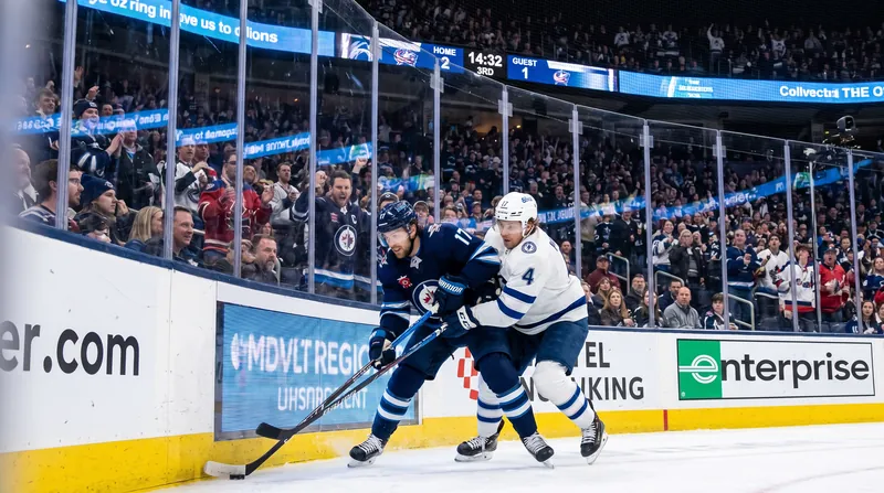 The new Dublin franchise will compete in the UK's Elite Ice Hockey League, setting up an immediate rivalry with the Belfast Giants.