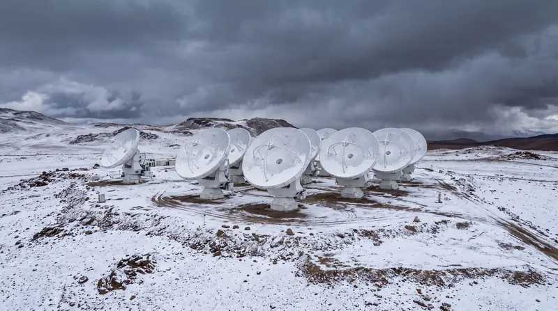 The powerful ALMA radio telescope was forced to suspend operations and enter survival mode as snow and high winds swept through the Chajnantor plateau.