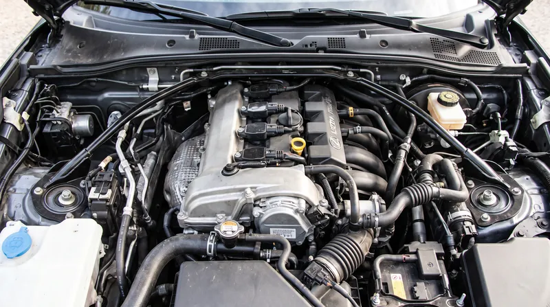 The primary advantage of the MacPherson strut is packaging efficiency, leaving maximum room for transverse engines.