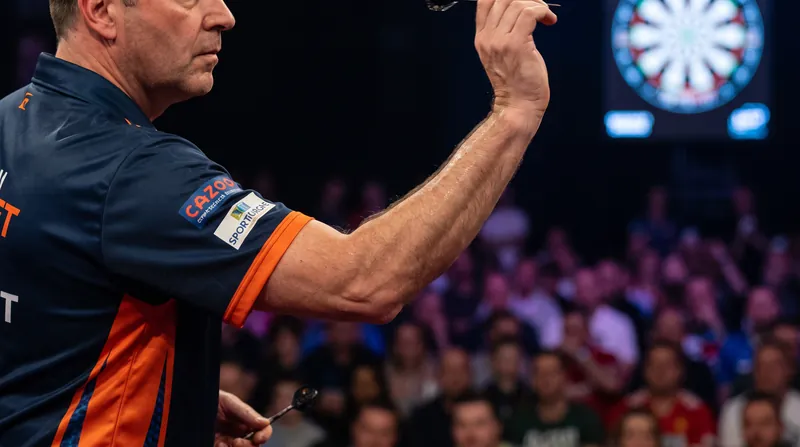 Luke Humphries nearly withdrew from the Czech Darts Open due to a lingering shoulder injury.