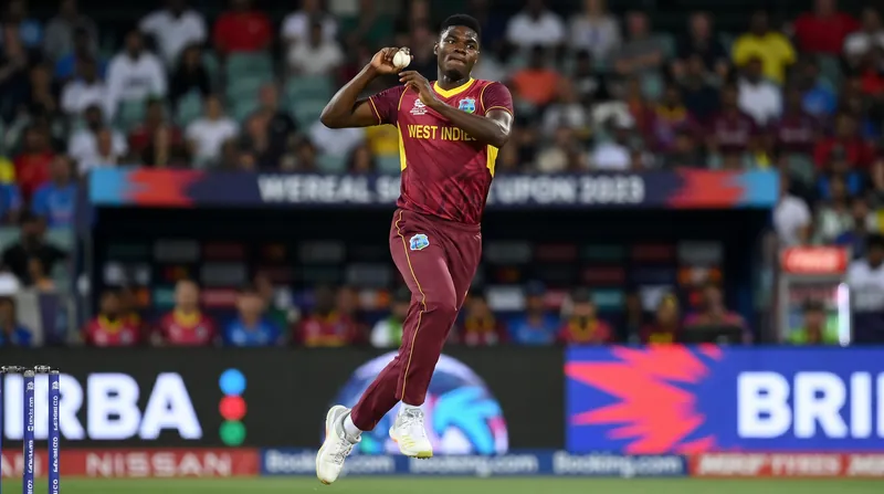Alzarri Joseph claimed 4 for 41 to dismantle the Amazon Warriors' batting lineup.