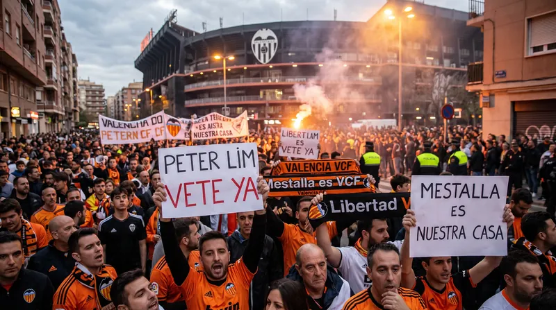 Supporters have grown increasingly vocal in their frustration with Valencia's broader management structure.