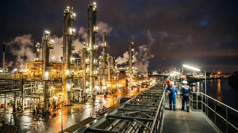 Refiners rely on the convenience yield of holding physical inventory to ensure their operations run without interruption.