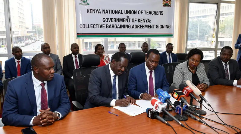 Union officials and the Council of Governors signed a Return-to-Work Formula on September 9, establishing a 45-day window to finalize employment terms.
