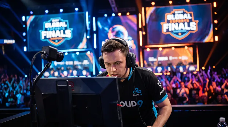 Optimal arousal allows esports athletes to maintain flow states under extreme pressure, but crossing the threshold leads to mechanical breakdown.