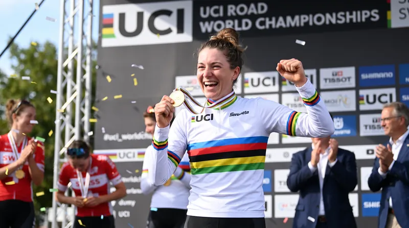 Switzerland's Marlen Reusser successfully defended her elite women's time trial title on her 35th birthday.