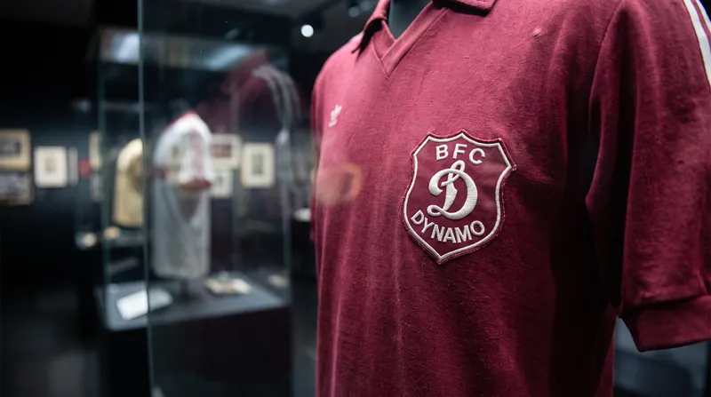 BFC Dynamo won ten East German championships, but those titles do not count toward the DFL's primary star system.