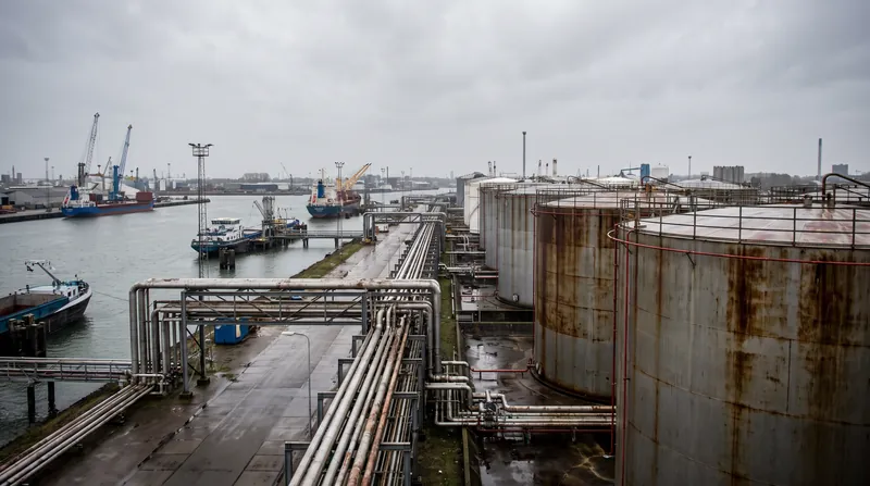 European markets rely heavily on US middle distillates to replace sanctioned Russian supplies.