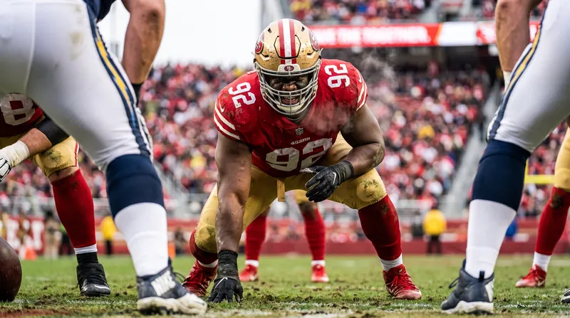 Naquan Jones adds immediate 313-pound rotational mass to the interior of the 49ers' defensive line.