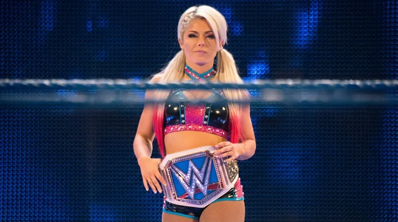 Stephanie Vaquer defends the Women's World Championship in a Triple Threat match.