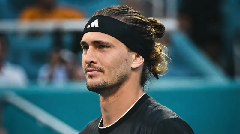 Alexander Zverev survived a late injury scare to defeat Wu Yibing in straight sets.