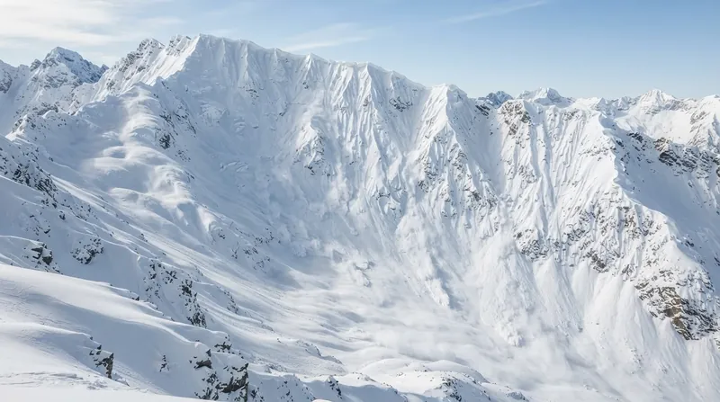 Illustration: On slopes steeper than 45 degrees, snow continuously sloughs off, preventing the buildup of deep, cohesive slabs.