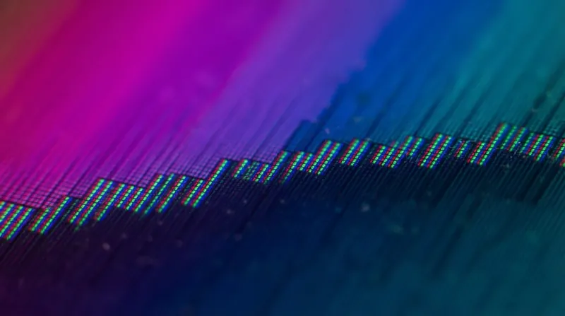 Illustration: The format's strict 256-color limit often results in visible banding across smooth gradients.
