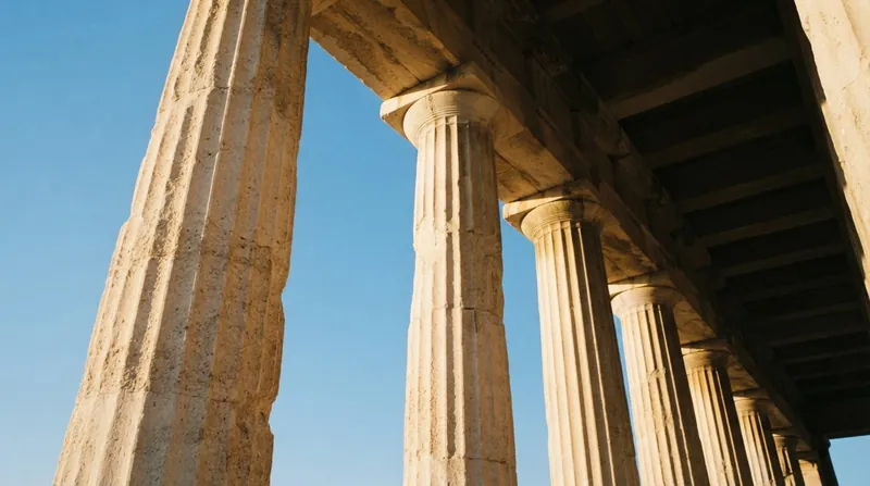 Illustration: The optical corrections extended to the floor: the Parthenon's steps curve upward to prevent them from appearing to sag.