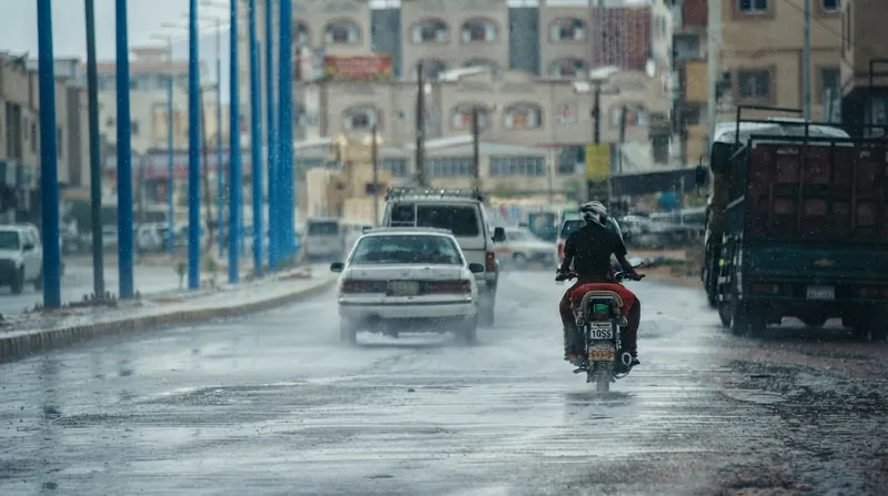 Local hospitals in Ataq were overwhelmed by the influx of wounded recruits, forcing critical patients to be transferred to neighboring governorates.
