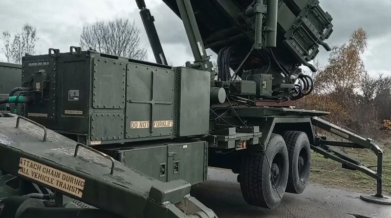 Ukrainian air defense batteries rely on advance intelligence to align interceptors against incoming ballistic threats.